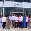 Momento histórico en que se corta la cinta inaugural de las nueva Oficinas de Servicios de UNICARIBE en Punta Cana