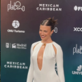 Luces, cámaras y elegancia: así fue la alfombra roja de los Platino 2026