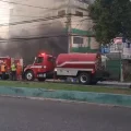 Se desconoce qué provocó el fuego, por el momento.