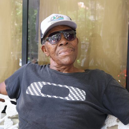 Bienvenido de la Cruz, tío muertas en Jet Set