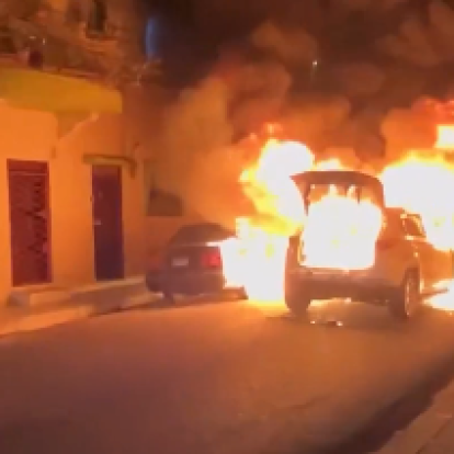 Incendio de vehículos en la Zona Colonial