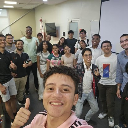 Apolo 27 GT busca respaldo para representar a República Dominicana en Formula Student Spain 2026