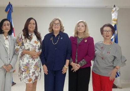 Mirka Morales- Presidente, Rita Espaillat de Valdez- Secretaria, Nadia Rondon - Vice Secretaria , Leonor Gautier - Vocal , Mery Kidd - Vocal , Rosalia Alvarez - Asesora