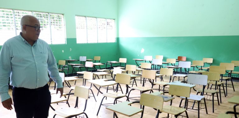Regreso a clases enfrenta incumplimiento masivo en centros educativos