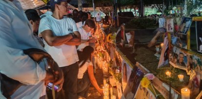 En vigilia, familiares lloran a víctimas de la tragedia del Jet Set
