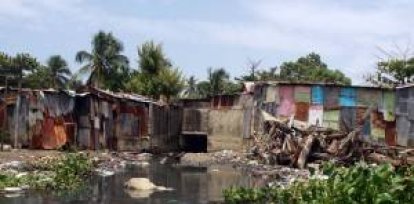 El Ozama es uno de los ríos más contaminados del país, pues toda su ribera está llena de desechos sólidos y desperdicio en general, algunas casas abandonadas, vertederos improvisados y cementerio de barcos viejos. Foto HOY/Duany Núñez.,El Ozama es uno de los ríos más contaminados del país, pues toda su ribera está llena de desechos sólidos y desperdicio en general, algunas casas abandonadas, vertederos improvisados y cementerio de barcos viejos. Foto HOY/Duany Núñez.