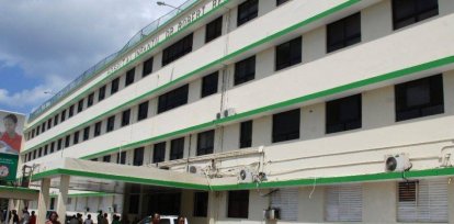 Fachada frontal del Hospital Infantil Dr. Robert Reid Cabral.   La Feria, Santo Domingo.Archivo. ,Fachada frontal del Hospital Infantil Dr. Robert Reid Cabral.   La Feria, Santo Domingo.Archivo.