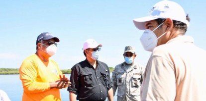 Medio Ambiente, Armada y Portuaria inspeccionan buque abandonado en Manzanillo,Medio Ambiente, Armada y Portuaria inspeccionan buque abandonado en Manzanillo