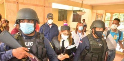 Imputados en caso Falcón acudieron a la audiencia en sandalias y pantalones cortos,Imputados en caso Falcón acudieron a la audiencia en sandalias y pantalones cortos