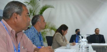 Entidades se reúnen para buscar solución al desperdicio del agua agrícola,Entidades se reúnen para buscar solución al desperdicio del agua agrícola