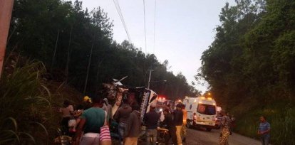 Video: Accidente de tránsito deja varios heridos en la carretera Jarabacoa-La Vega,Video: Accidente de tránsito deja varios heridos en la carretera Jarabacoa-La Vega