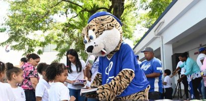 Licey visita colegio Apec Fernando Arturo de Meriño,Licey visita colegio Apec Fernando Arturo de Meriño
