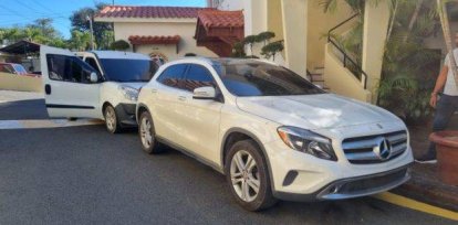 DNCD apresa dos hombres con 320 láminas presumiblemente cocaína en cajas de cartón,DNCD apresa dos hombres con 320 láminas presumiblemente cocaína en cajas de cartón