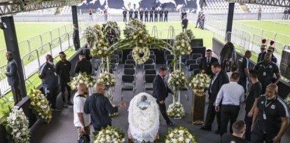 Neymar le pide a su padre que lo represente en el velatorio de Pelé,Neymar le pide a su padre que lo represente en el velatorio de Pelé