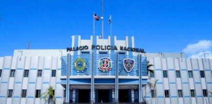 Hombre y mujer que habrían estafado varias personas con más de 300,000 pesos, fueron apresados por la PN. Fuente externa,Hombre y mujer que habrían estafado varias personas con más de 300,000 pesos, fueron apresados por la PN. Fuente externa