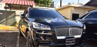 FOTOS: Vehículos de lujos, prendas, obras de artes…: Lo ocupado a extraditables,FOTOS: Vehículos de lujos, prendas, obras de artes…: Lo ocupado a extraditables