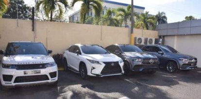 FOTOS: Vehículos de lujos, prendas, obras de artes…: Lo ocupado a extraditables,FOTOS: Vehículos de lujos, prendas, obras de artes…: Lo ocupado a extraditables