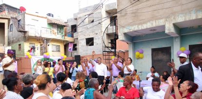 Mujeres de SDE decidida a sacar del poder a Manuel Jiménez y a Luis Abinader,Mujeres de SDE decidida a sacar del poder a Manuel Jiménez y a Luis Abinader