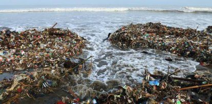 La contaminación por resinas persistentes constituye un problema complejo que requiere soluciones globales coordinadas.,La contaminación por resinas persistentes constituye un problema complejo que requiere soluciones globales coordinadas.