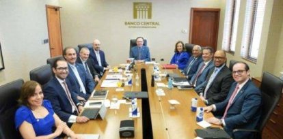 Funcionarios del BC y el nuevo jefe del FMI en el país, Emilio Fernández-Corugedo.,Funcionarios del BC y el nuevo jefe del FMI en el país, Emilio Fernández-Corugedo.