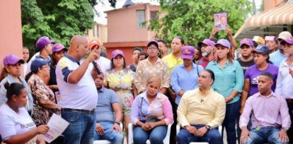 Munícipes en El Almirante expresan a Luis Alberto Tejeda “autoridades los han abandonado”,Munícipes en El Almirante expresan a Luis Alberto Tejeda “autoridades los han abandonado”