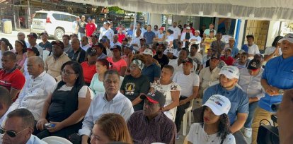 Juan Rosa juramenta movimiento de apoyo a Abinader en Elias Piña