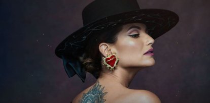 HOY en el espectáculo | Kylie Jenner da de que hablar tras aparición en la Semana de la Moda, Natalia Jiménez se presentará en premios Soberano,HOY en el espectáculo | Kylie Jenner da de que hablar tras aparición en la Semana de la Moda, Natalia Jiménez se presentará en premios Soberano