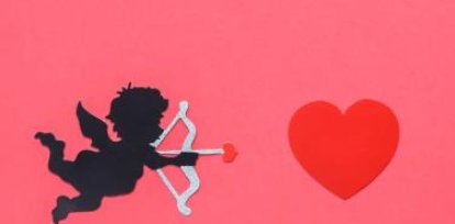 Origen de la tradición de regalar flores en San Valentín,Origen de la tradición de regalar flores en San Valentín