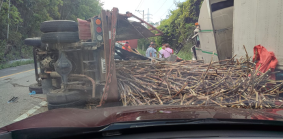 Fotos: se registra accidente múltiple en la autopista Duarte,Fotos: se registra accidente múltiple en la autopista Duarte