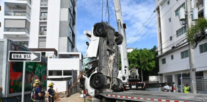 Dos fallecidos y dos heridos tras yipeta caer en construcción en el Distrito Nacional,Dos fallecidos y dos heridos tras yipeta caer en construcción en el Distrito Nacional