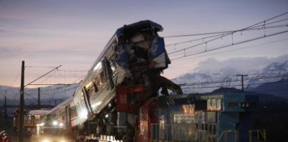 Dos muertos en un choque de trenes en la capital de Chile,Dos muertos en un choque de trenes en la capital de Chile