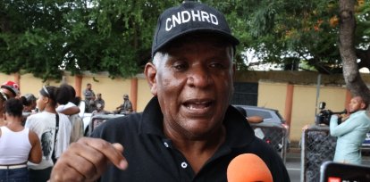 Manuel María Mercedes Medina, de los derecho Humanos participa en la Manifestacion de la aporvacion del codigo Penal , en la emplanada del palacio nacional . Fotos Jose Francisco. 24-7-2024,Manuel María Mercedes Medina, de los derecho Humanos participa en la Manifestacion de la aporvacion del codigo Penal , en la emplanada del palacio nacional . Fotos Jose Francisco. 24-7-2024