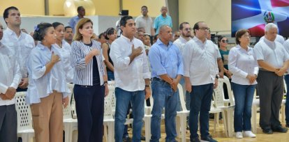 La vice Peña y Kelvin Cruz inauguran dos polideportivos,La vice Peña y Kelvin Cruz inauguran dos polideportivos