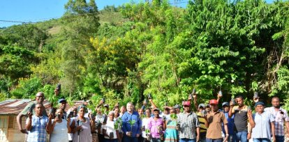 Donan 50 mil plántulas de café en Sierrra de Neyba,Donan 50 mil plántulas de café en Sierrra de Neyba