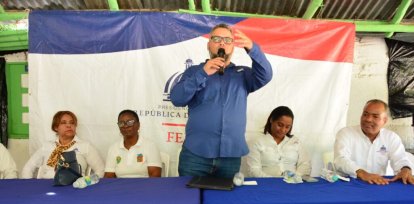 Donan 50 mil plántulas de café en Sierrra de Neyba,Donan 50 mil plántulas de café en Sierrra de Neyba