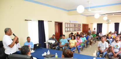 Donan 50 mil plántulas de café en Sierrra de Neyba,Donan 50 mil plántulas de café en Sierrra de Neyba