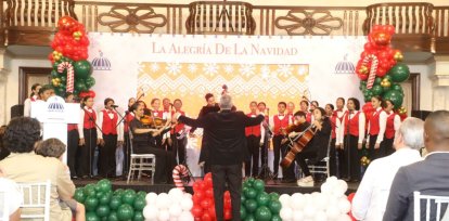Primera dama da la bienvenida a la Navidad con encendido del árbol navideño en Palacio Nacional,Primera dama da la bienvenida a la Navidad con encendido del árbol navideño en Palacio Nacional