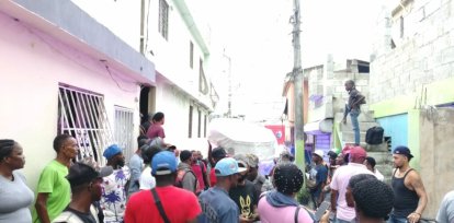 Video: dos hombres mueren electrocutados en Manoguayabo,Video: dos hombres mueren electrocutados en Manoguayabo