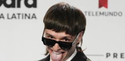 Peso Pluma llega a los Premios Billboard de la Música Latina el jueves 5 de octubre de 2023, en Coral Gables, Florida. (Foto AP/Rebecca Blackwell),Peso Pluma llega a los Premios Billboard de la Música Latina el jueves 5 de octubre de 2023, en Coral Gables, Florida. (Foto AP/Rebecca Blackwell)