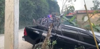 Video: sigue altercado en Cotuí por empresa minera; padre Yonny Durán denuncia fue herido,Video: sigue altercado en Cotuí por empresa minera; padre Yonny Durán denuncia fue herido