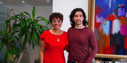 De izquierda a derecha, periodista Lency Alcántara y cineasta Michael Zervos/ Foto Félix Rojas ,De izquierda a derecha, periodista Lency Alcántara y cineasta Michael Zervos/ Foto Félix Rojas