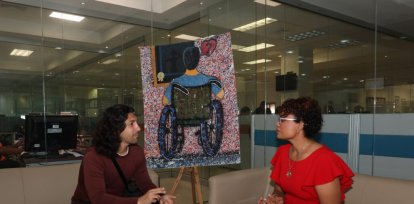 De derecha a izquierda, periodista Lency Alcántara y cineasta Michael Zervos/ Foto Félix Rojas,De derecha a izquierda, periodista Lency Alcántara y cineasta Michael Zervos/ Foto Félix Rojas