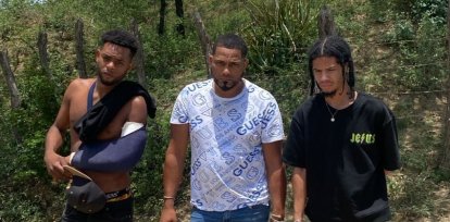 ¡En un Sonata! Trasladaron 41 haitianos indocumentados,¡En un Sonata! Trasladaron 41 haitianos indocumentados