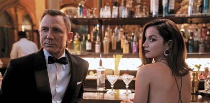 «Un robo digno de James Bond», se sorprenden turistas frustrados por el cierre del Louvre,«Un robo digno de James Bond», se sorprenden turistas frustrados por el cierre del Louvre