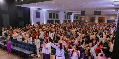 Celebran congreso de mujeres para impactar a sus familias y nuevas generaciones