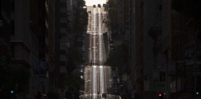 Una calle de San Francisco, California, vacía durante el confinamiento decretado ante el avance de la pandemia (18 de marzo),Una calle de San Francisco, California, vacía durante el confinamiento decretado ante el avance de la pandemia (18 de marzo)