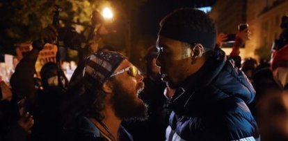 Manifestantes pro y anti Trump se encuentran frenta a la Casa Blanca, en la noche de la elección presidencial (3 de noviembre) ,Manifestantes pro y anti Trump se encuentran frenta a la Casa Blanca, en la noche de la elección presidencial (3 de noviembre)