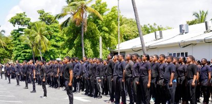 En la foto, nuevos agentes en periodo de pasantía para el control fronterizo.