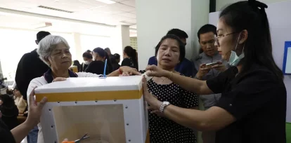 Preparativos en Bangkok para las elecciones generales de Tailandia. EFE/EPA/Rungroj Yongri