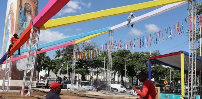 Preparativos para el Carnaval de Santo Domingo